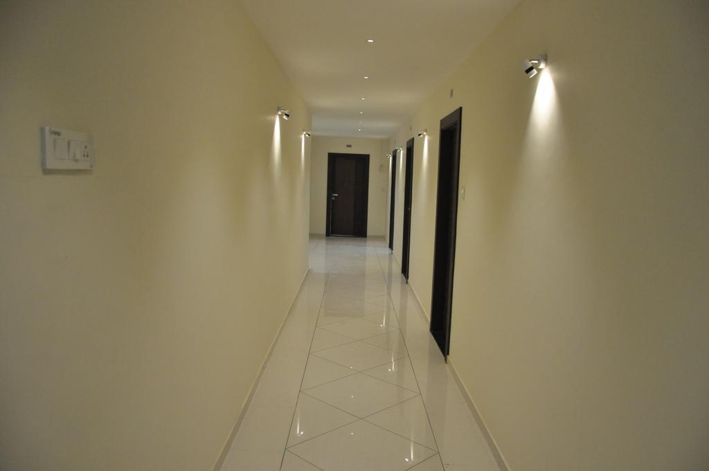 Shivdhara Hotel & Residence Rajkot Dış mekan fotoğraf
